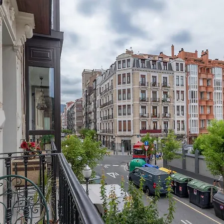 Arte Iii By Aston アパート